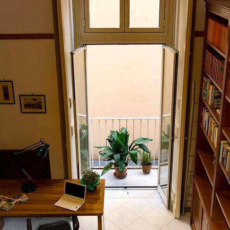 Charming Apartment Napoli Eksteriør billede